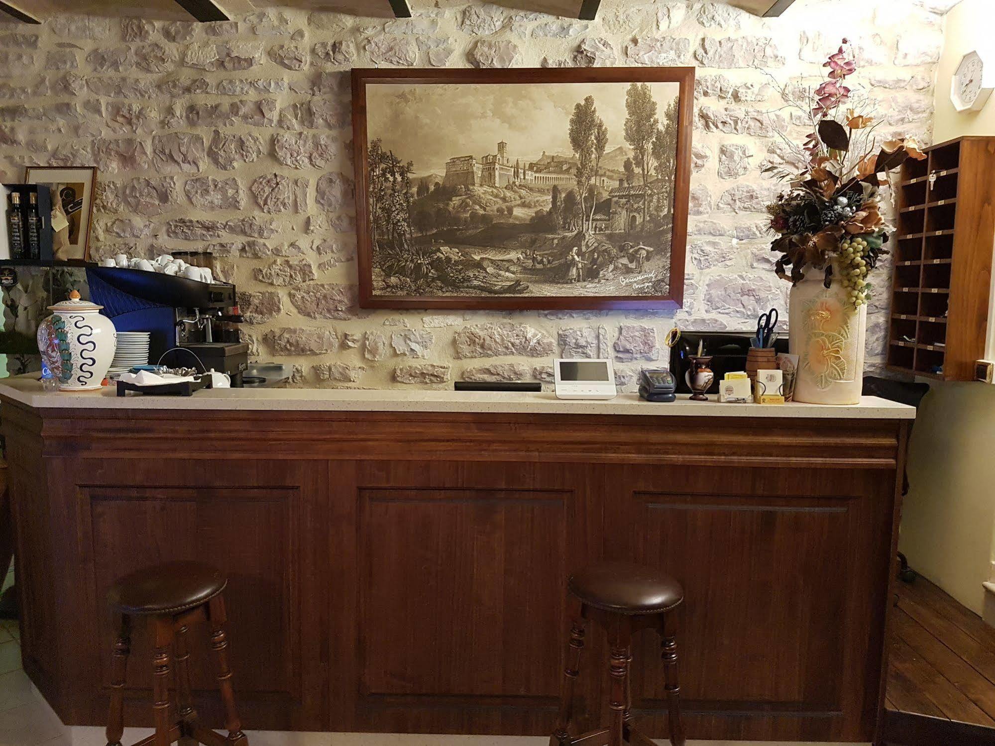 Ponte San Vittorino Hotel 2*