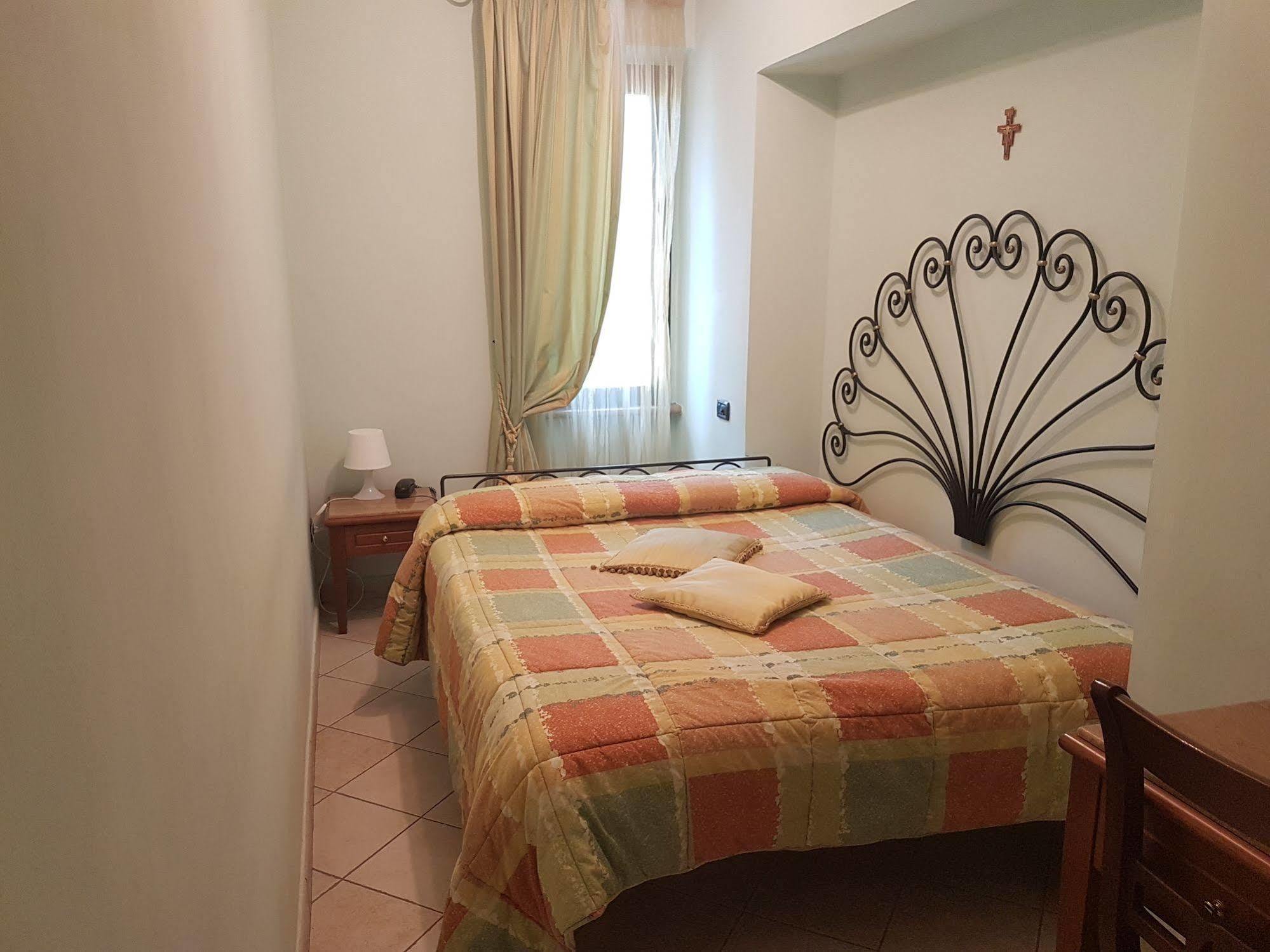 Ponte San Vittorino Hotel 2*