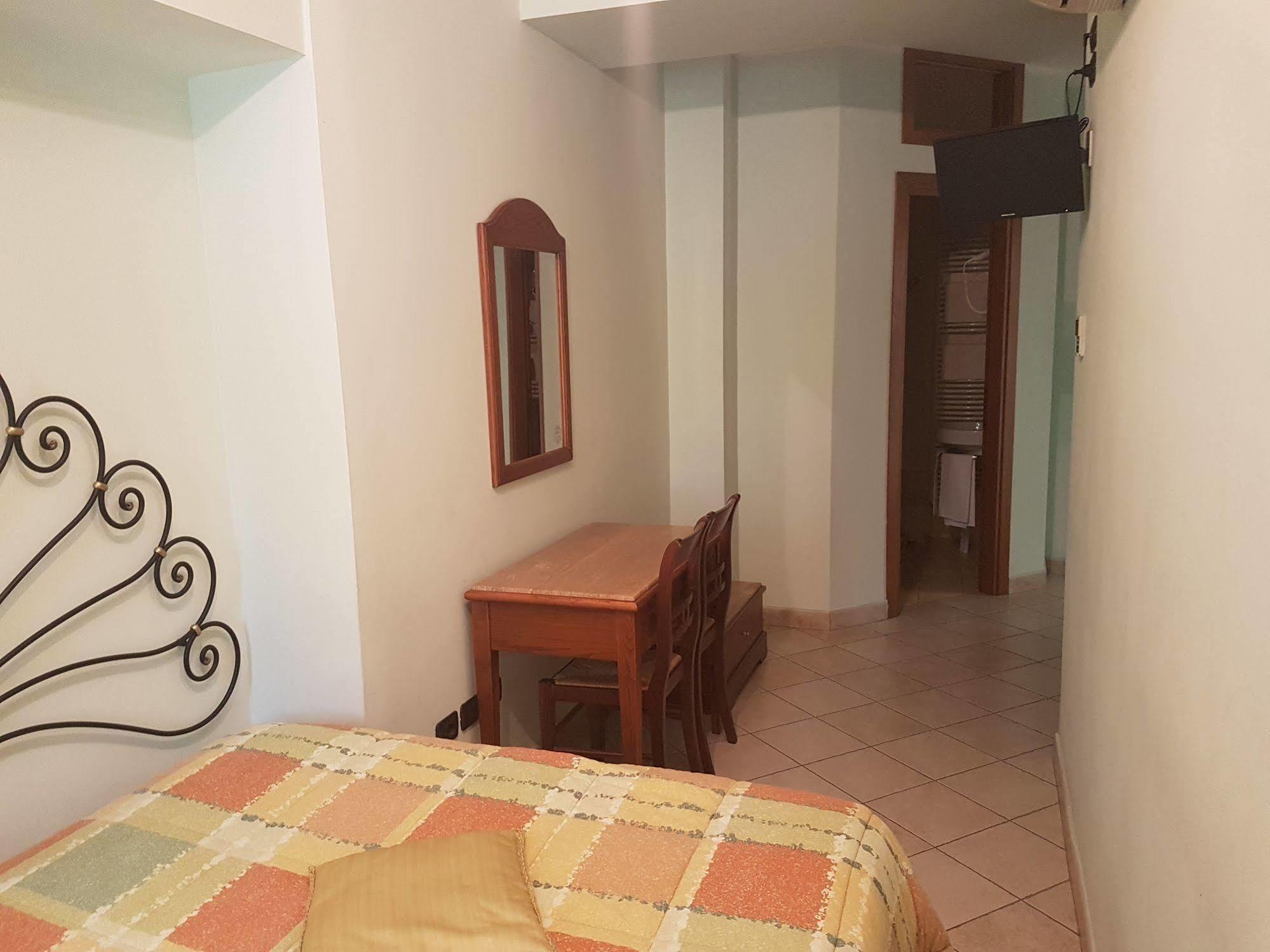 Ponte San Vittorino Hotel 2*
